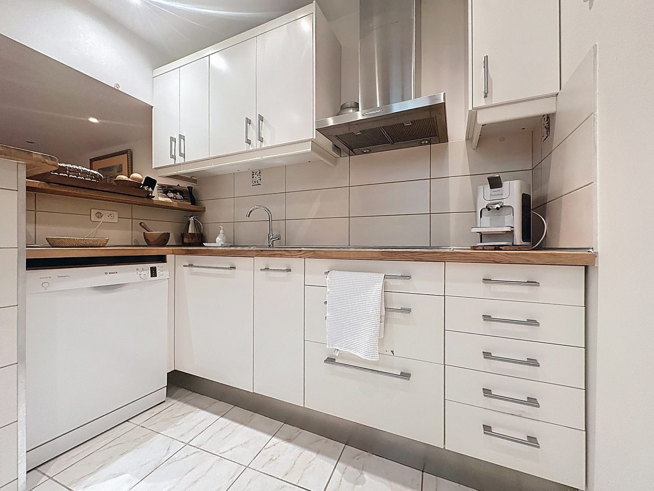 Gamla Antibes – Unik bostad med villakänsla & egen entré