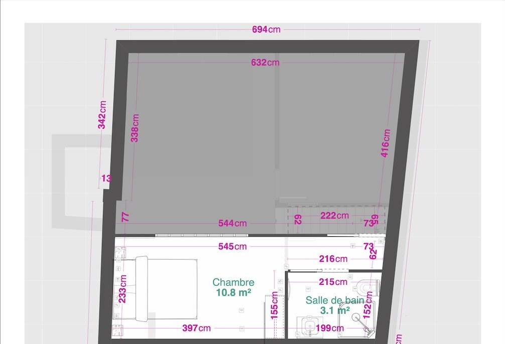 Nyrenoverad lägenhet på Place Nationale i Gamla stan Antibes