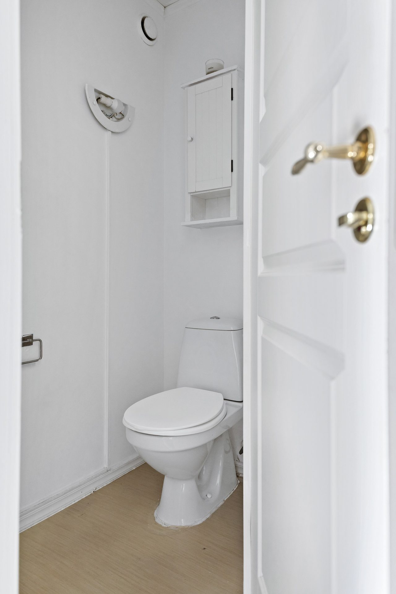 Ängsgårdsvägen 77