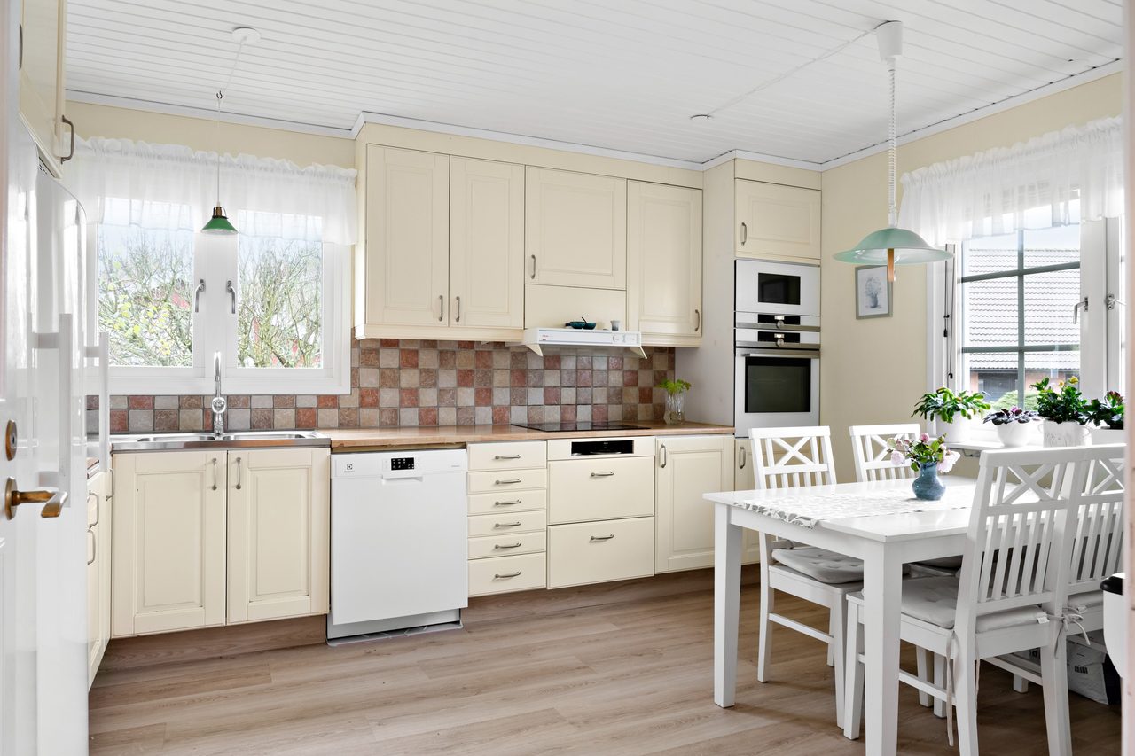 Fjällvråksvägen 5