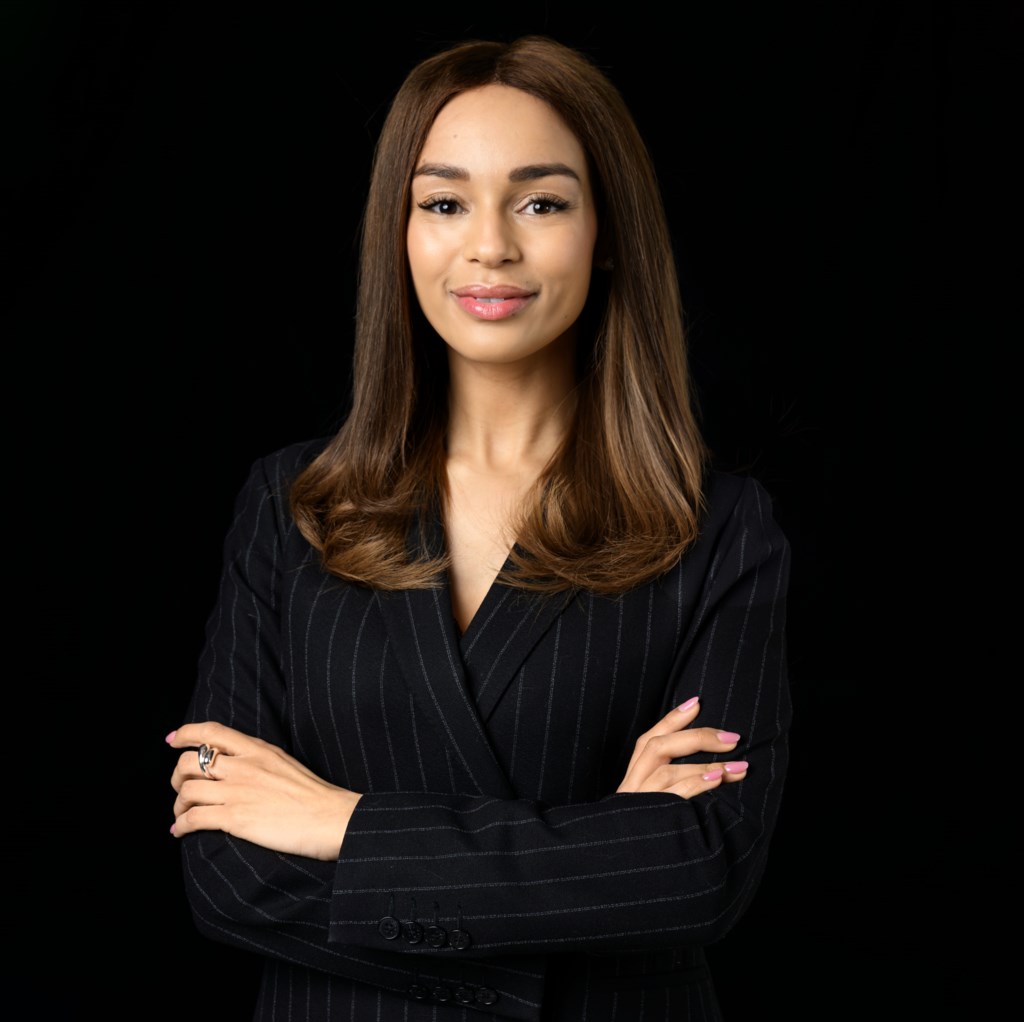 Inez Domé