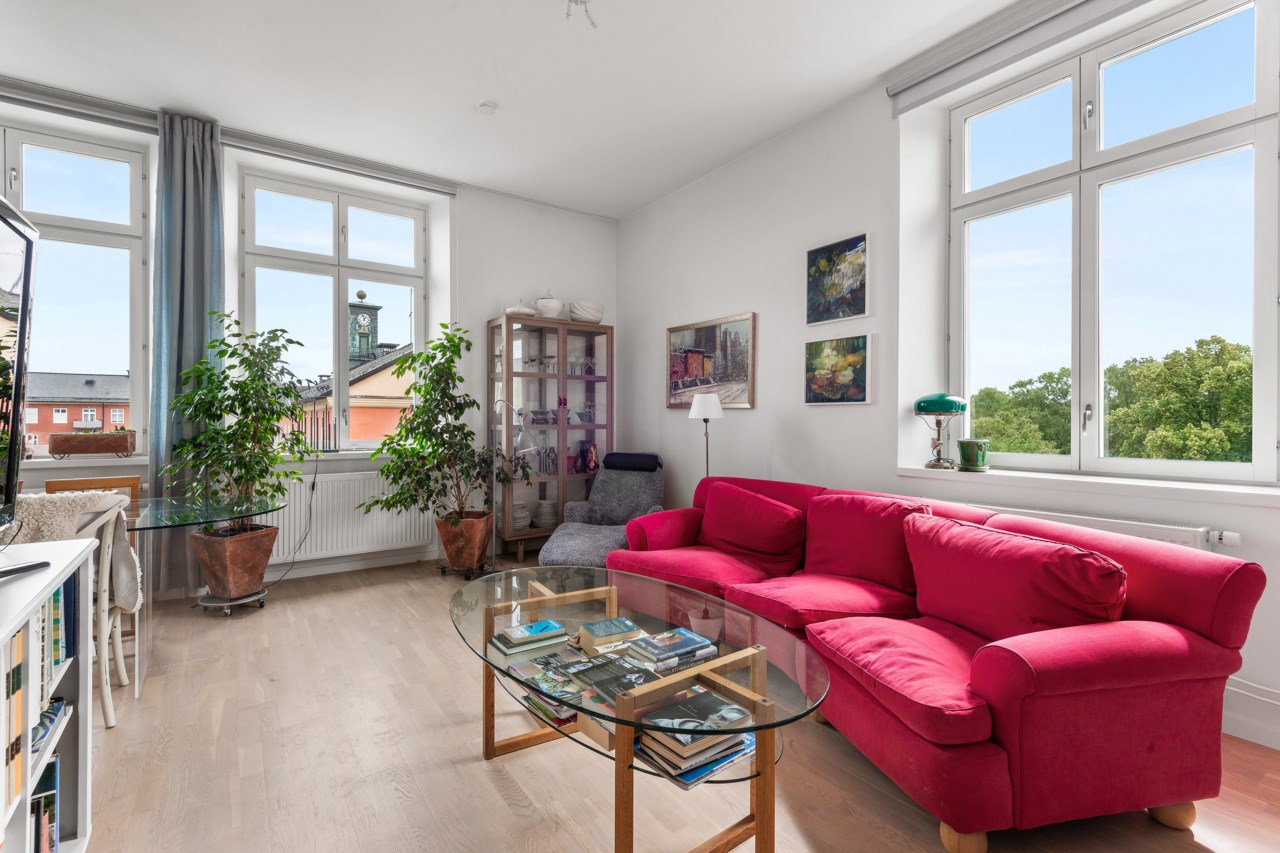 Follingbogatan 28