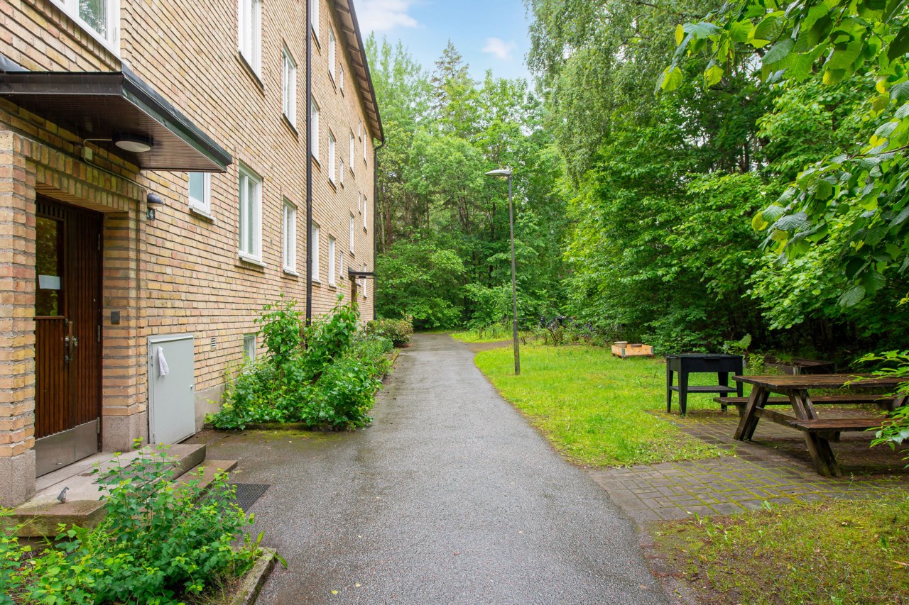 Bårdgränd 14