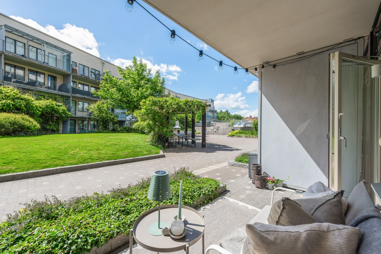 Klädesvägen 42, BV