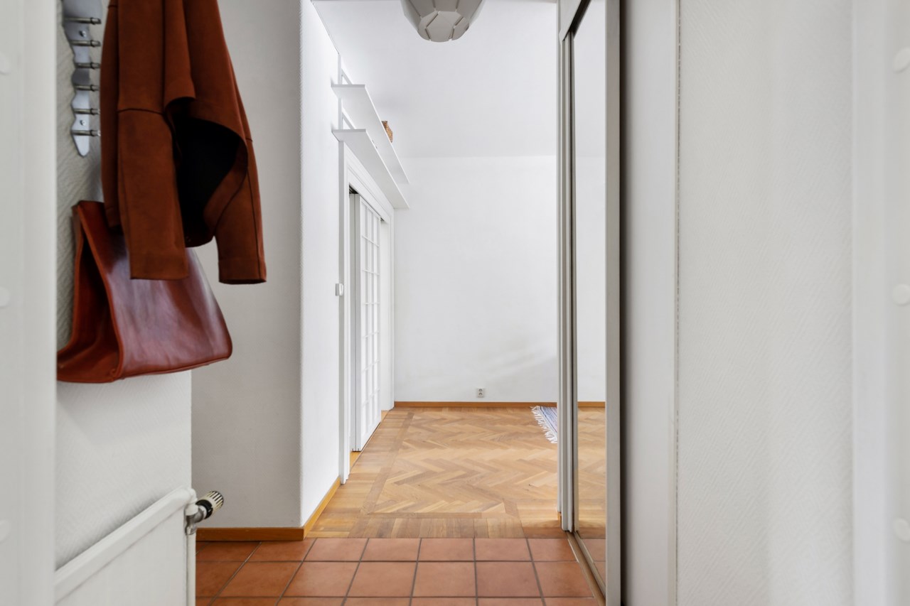 Porfyrvägen 30