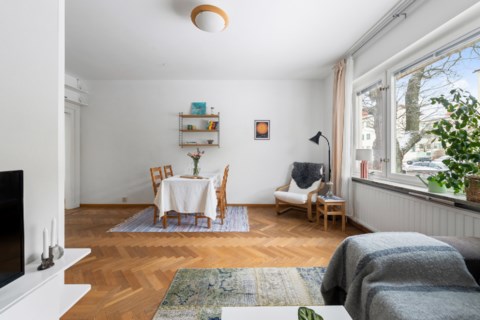 Porfyrvägen 30