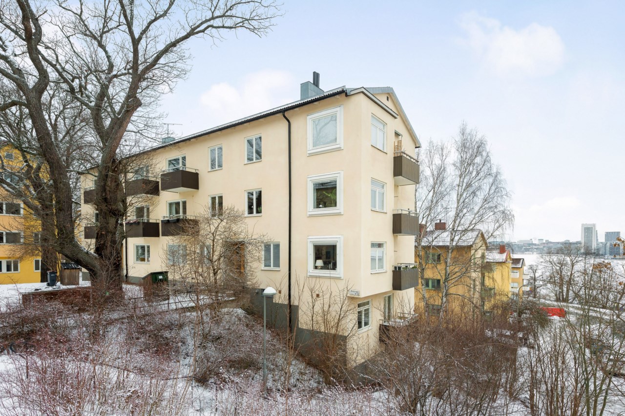Porfyrvägen 30