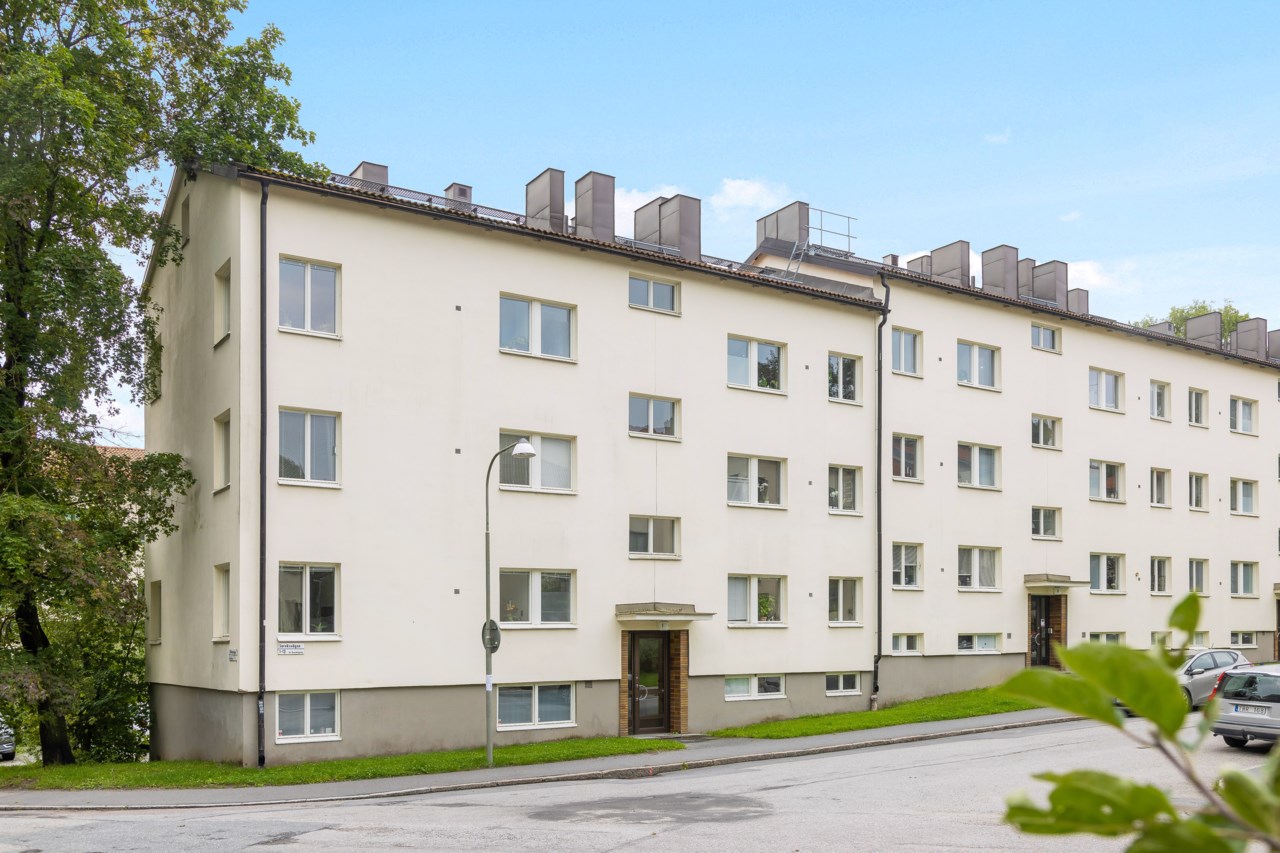 Sareksvägen 1