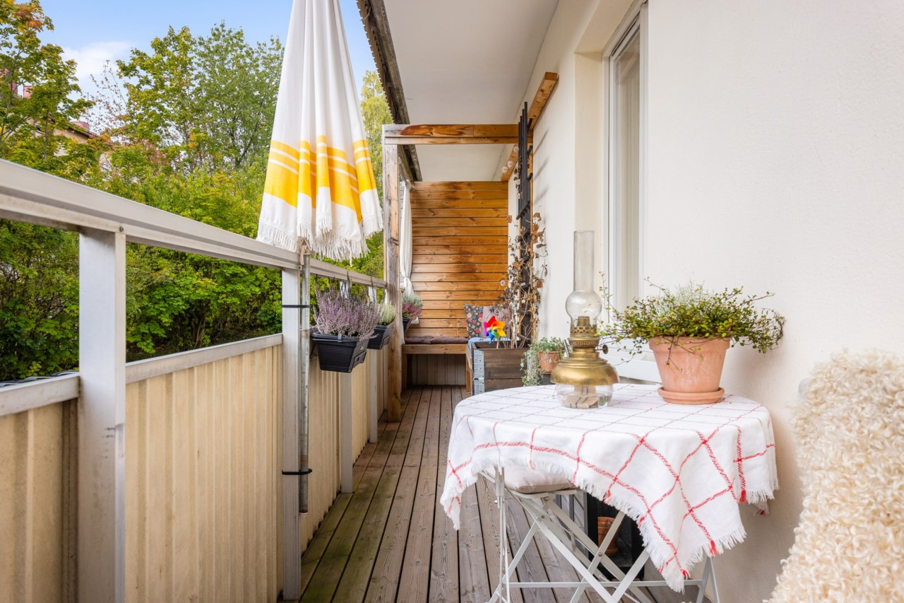 Sareksvägen 1