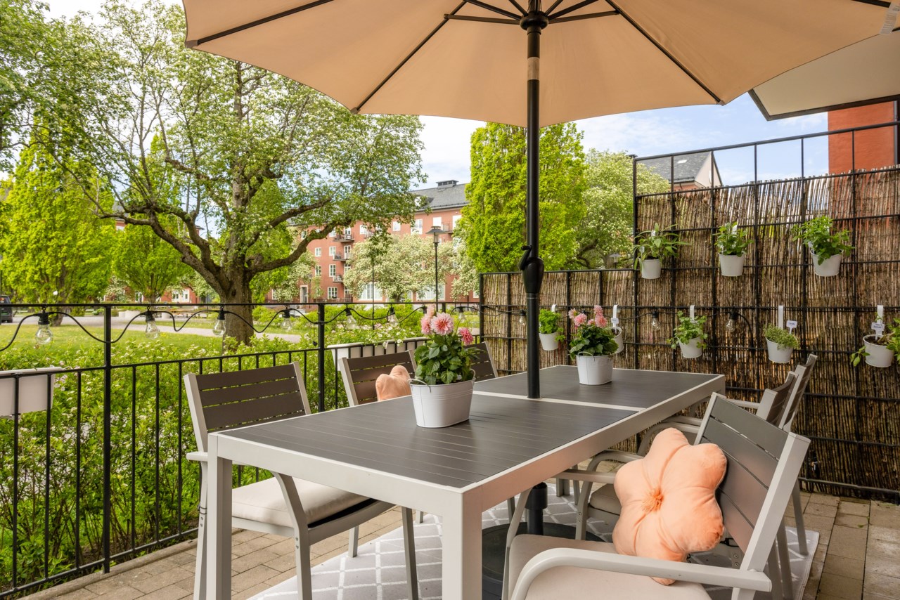 Follingbogatan 12