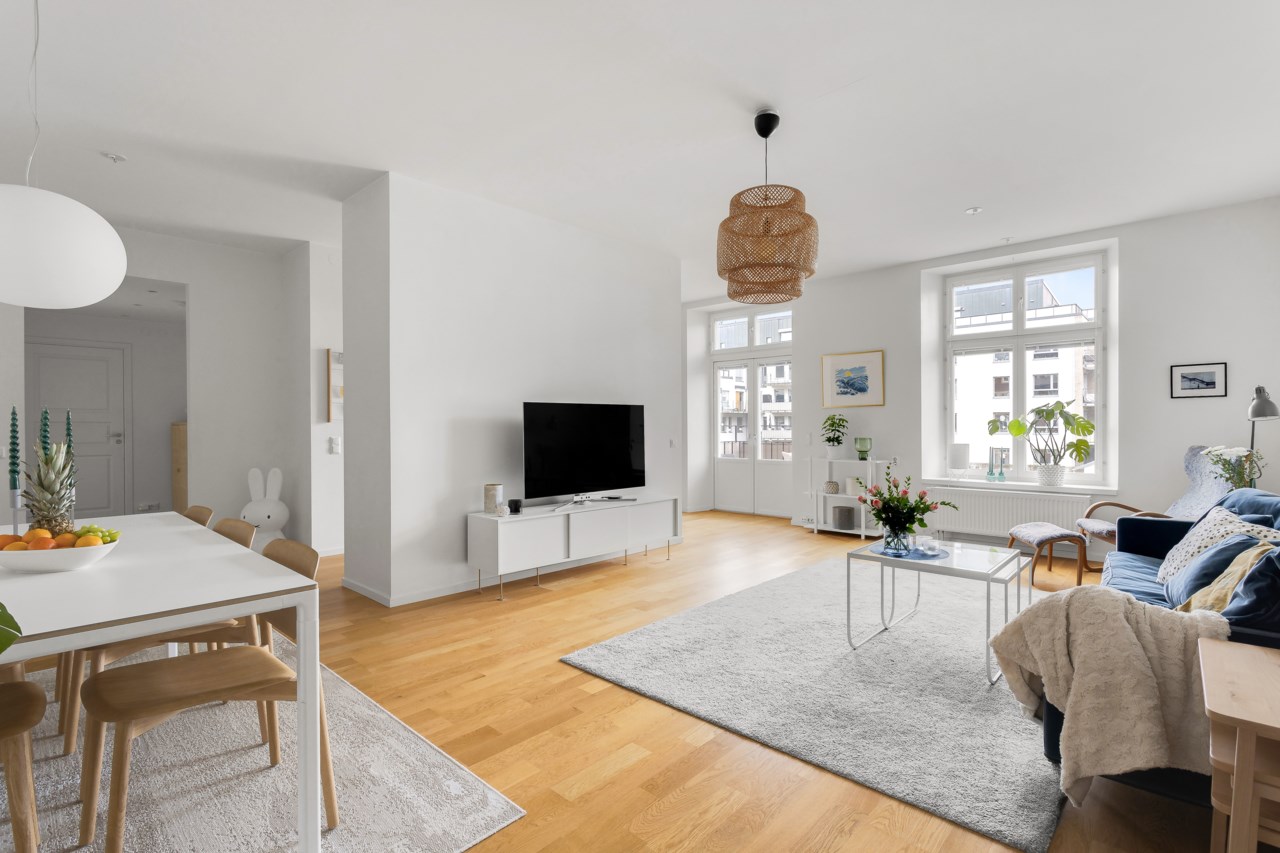 Follingbogatan 10