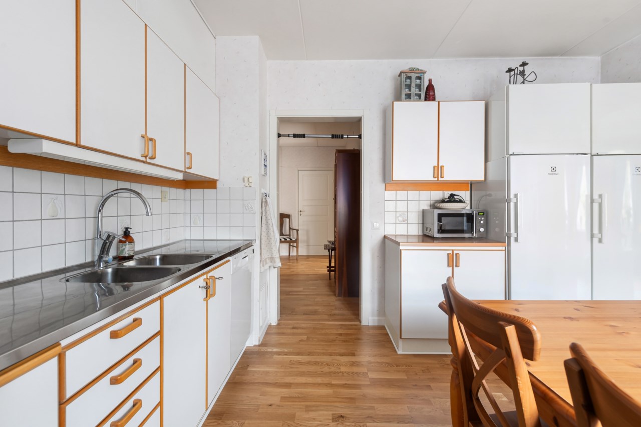 Bäckbornas väg 15
