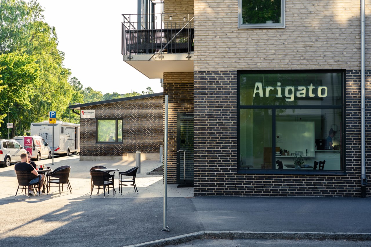 Follingbogatan 18