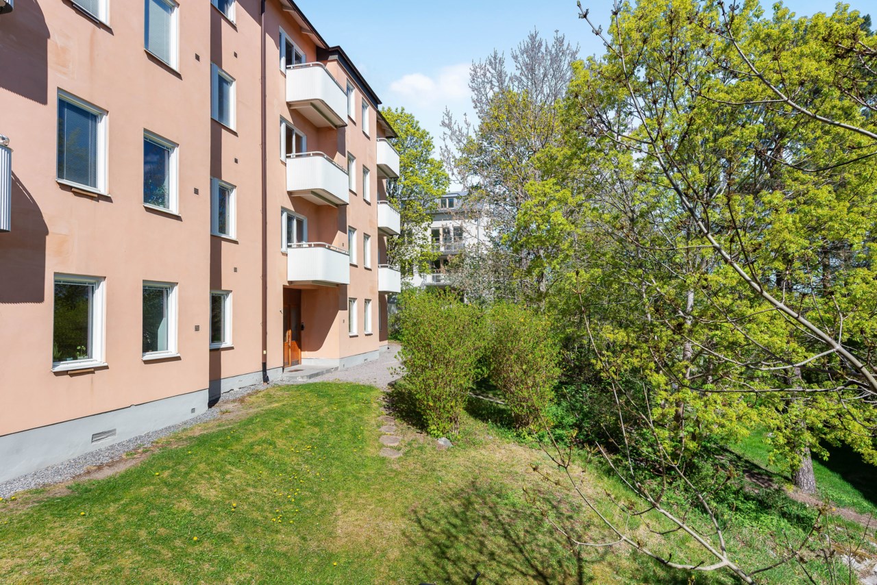 Klintbacken 1