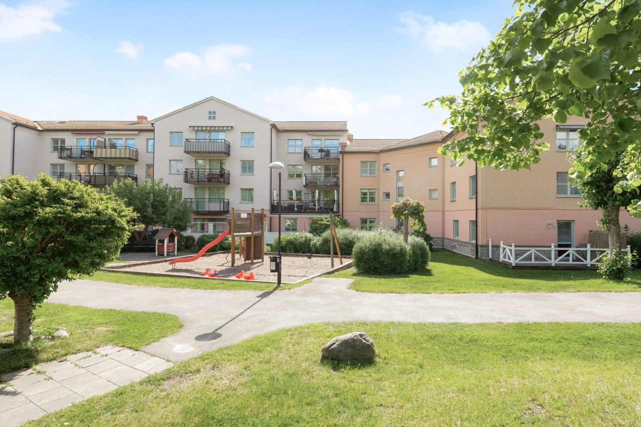Bäckbornas väg 37