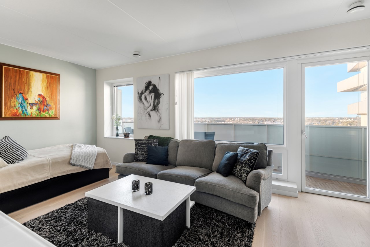 Tulegatan 16, vån 13