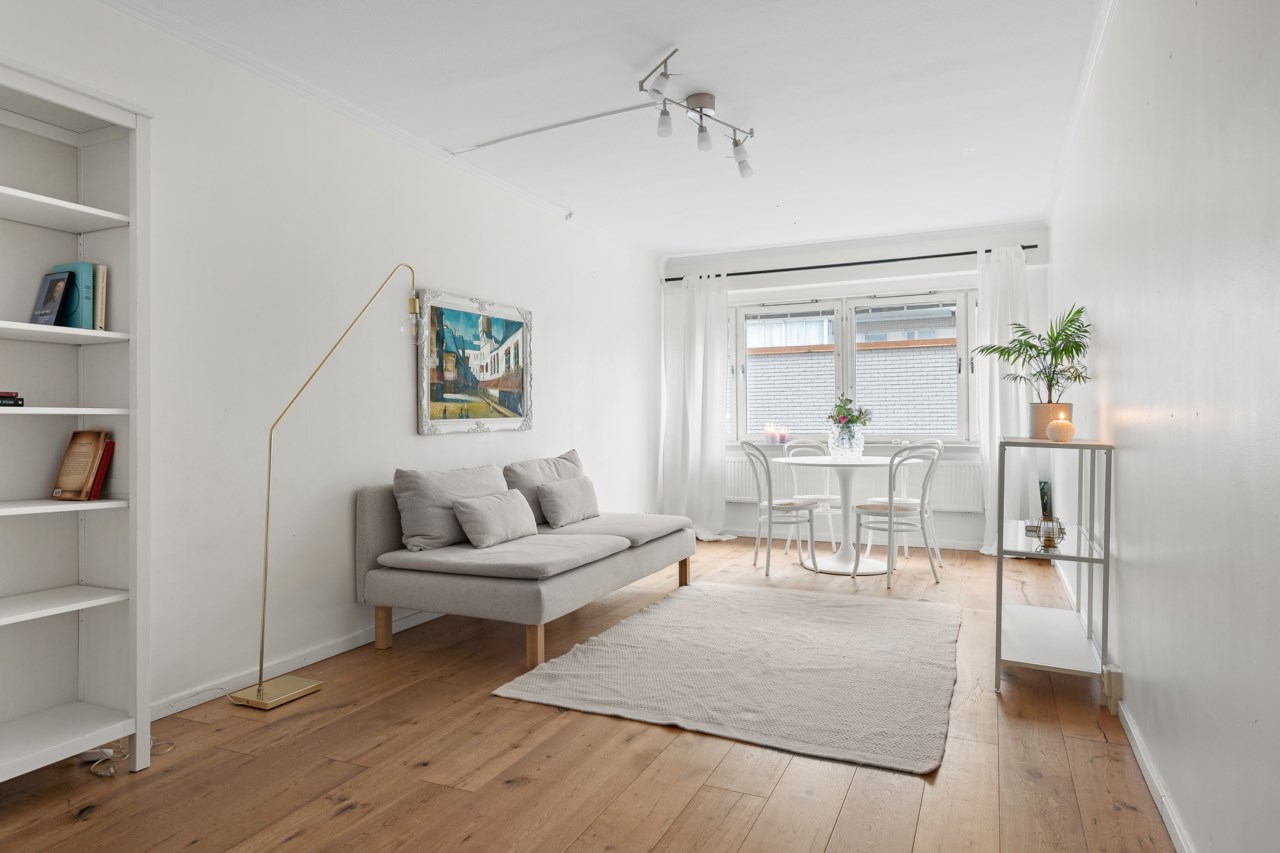 Hallonbergsplan 14