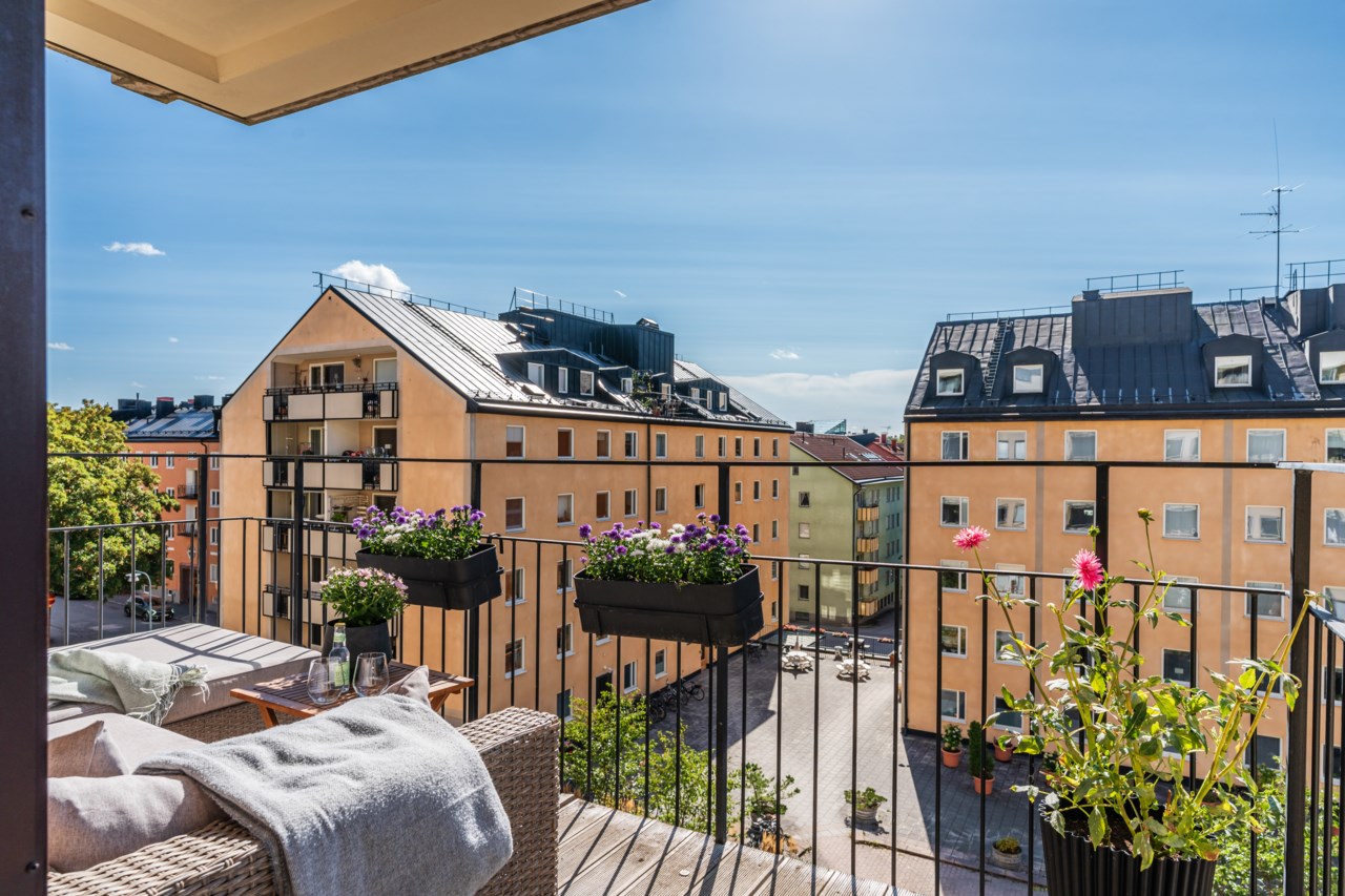 Vegagatan 23