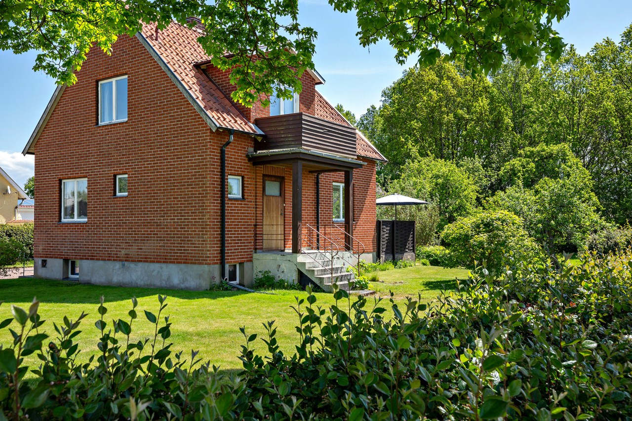 Banvägen 11