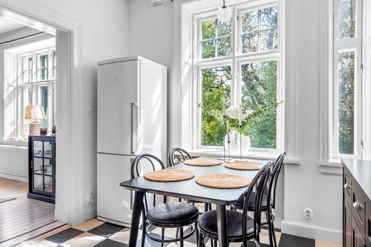 Lägenhet bottenplan 1 rok