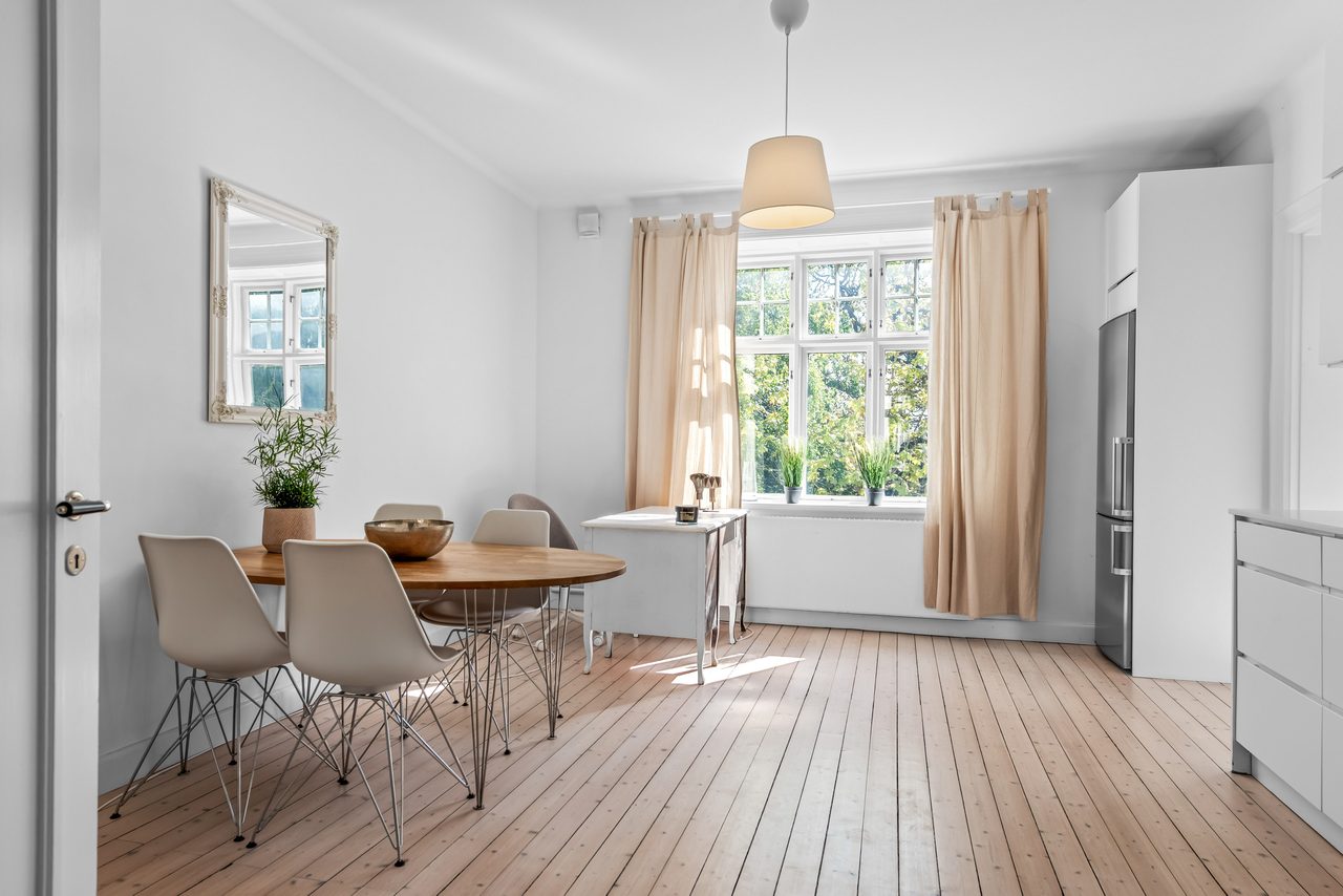 Plan 2 lägenhet 3 rok