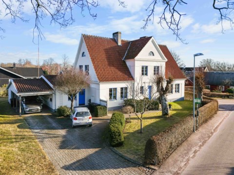 Skepparens väg 9