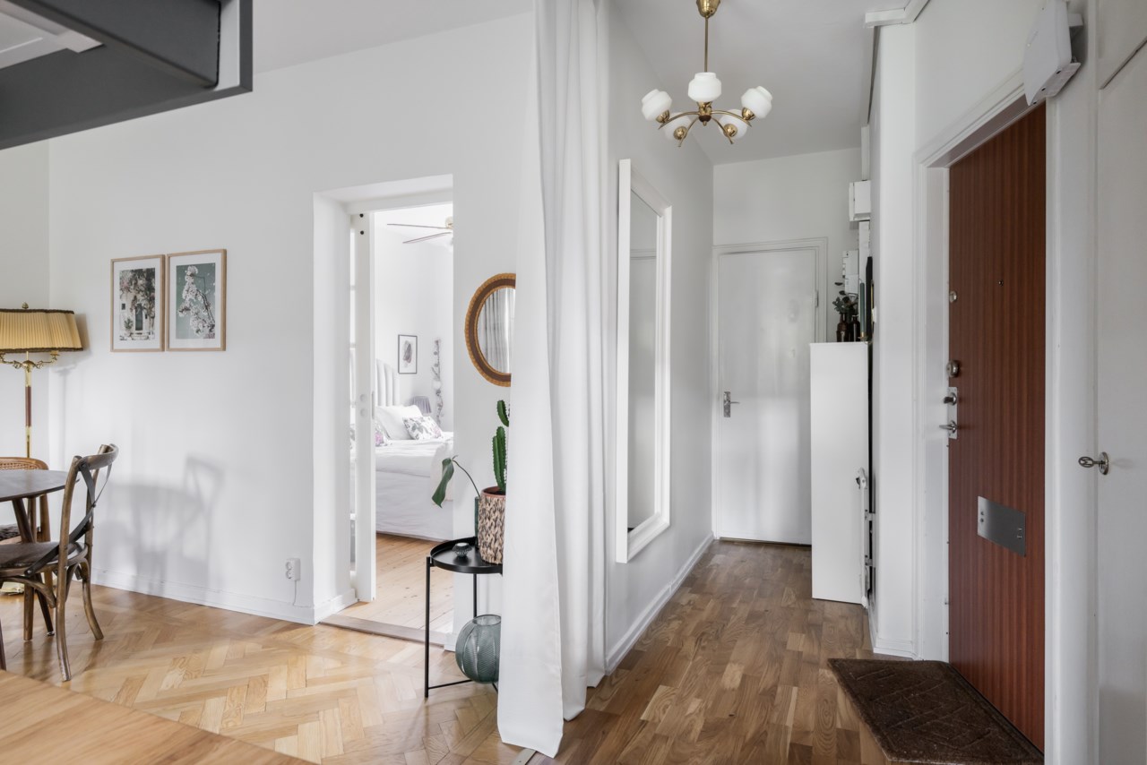 Sparbanksvägen 44, 2 tr