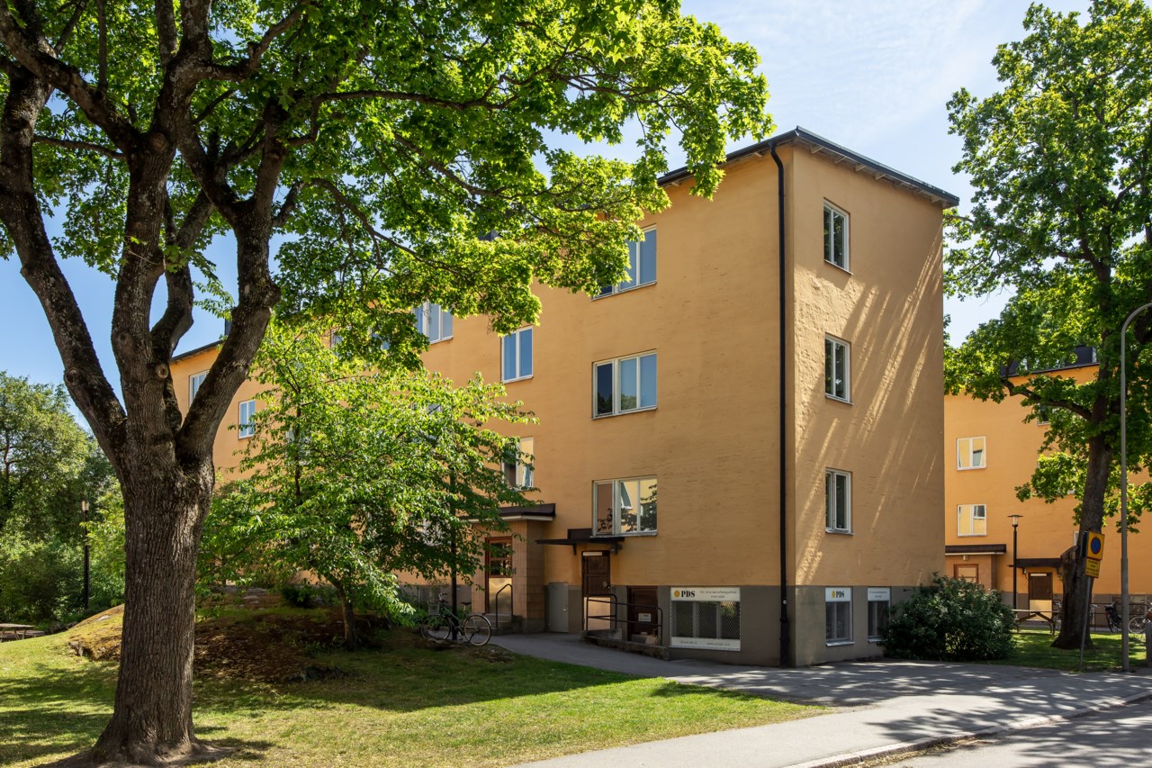 Kransbindarvägen 16