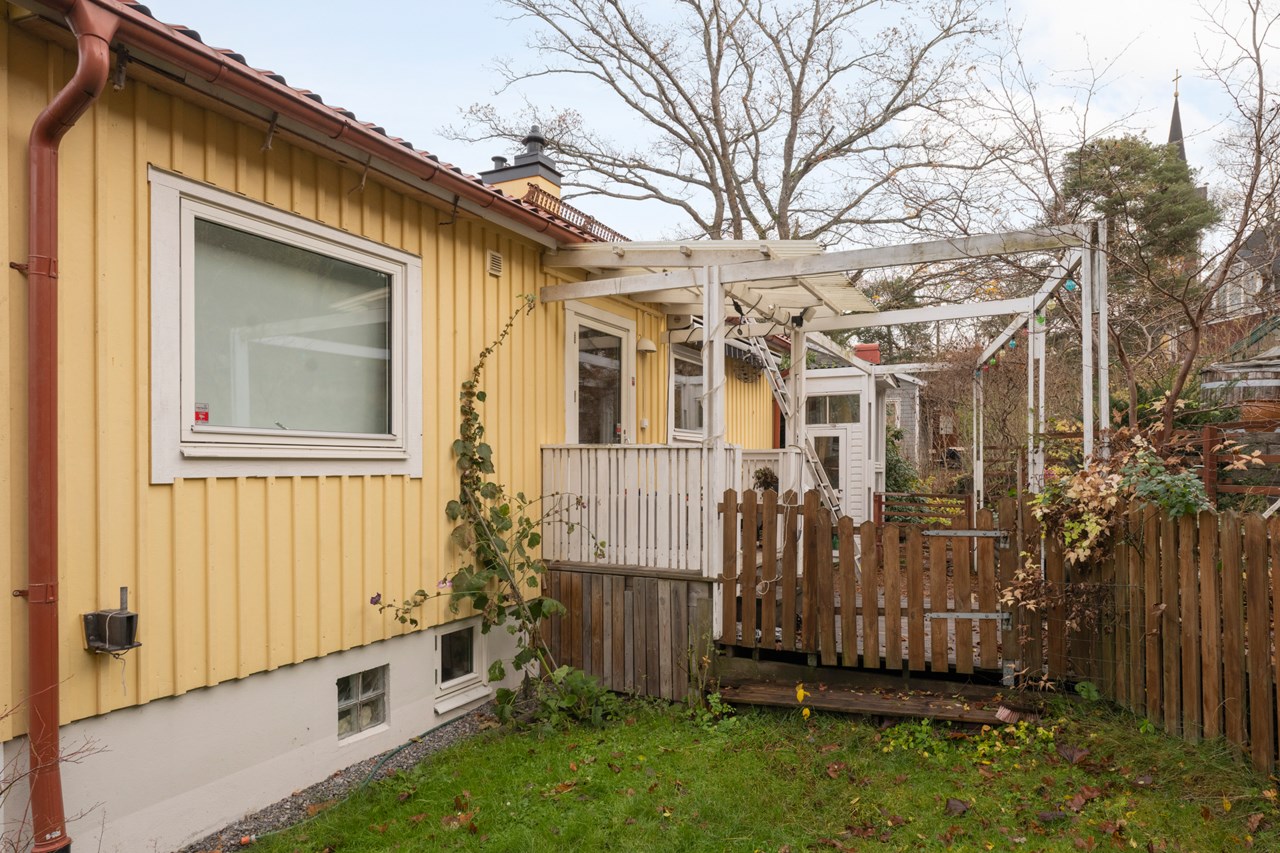 Blommensbergsvägen 101