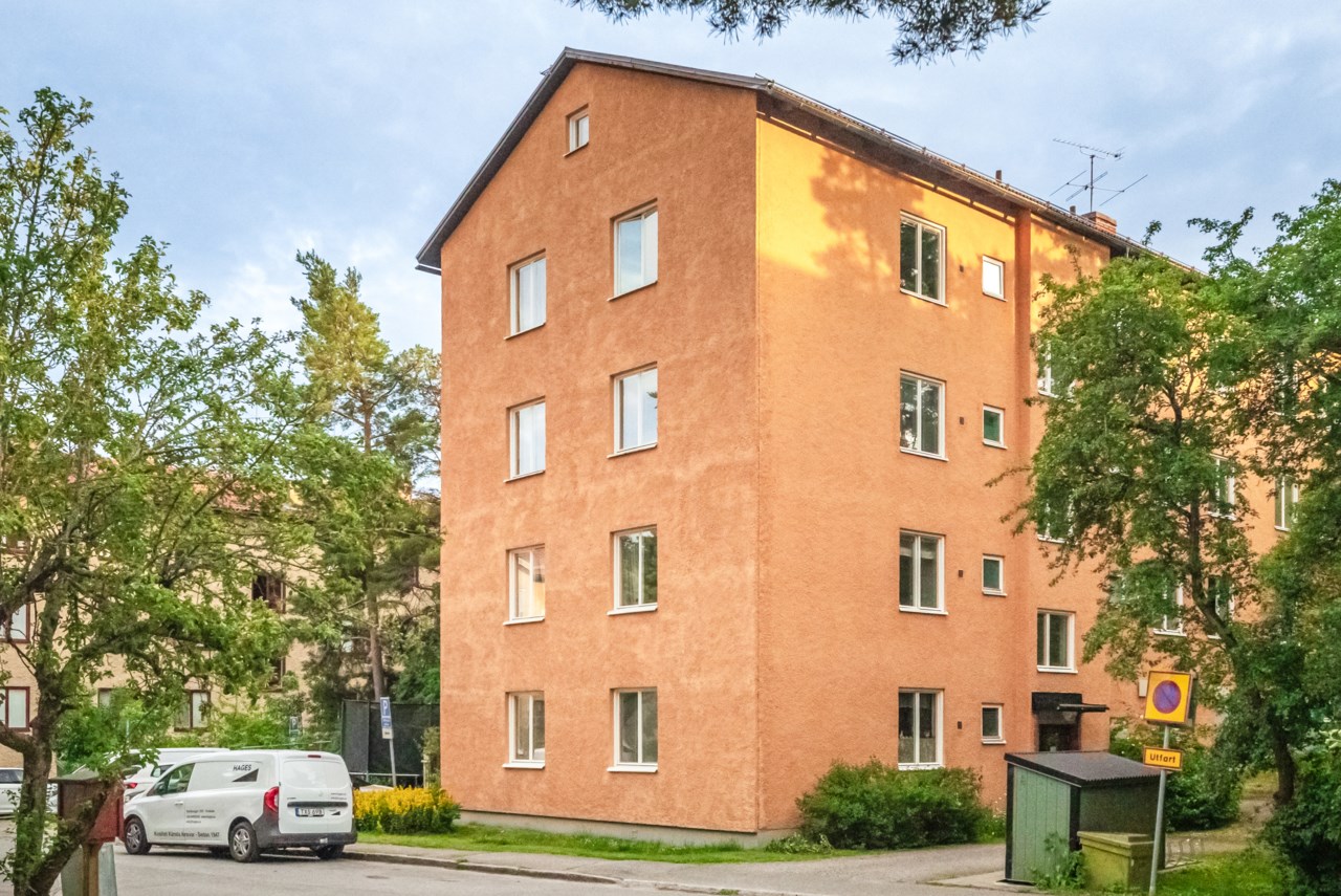 Arvodesvägen 18