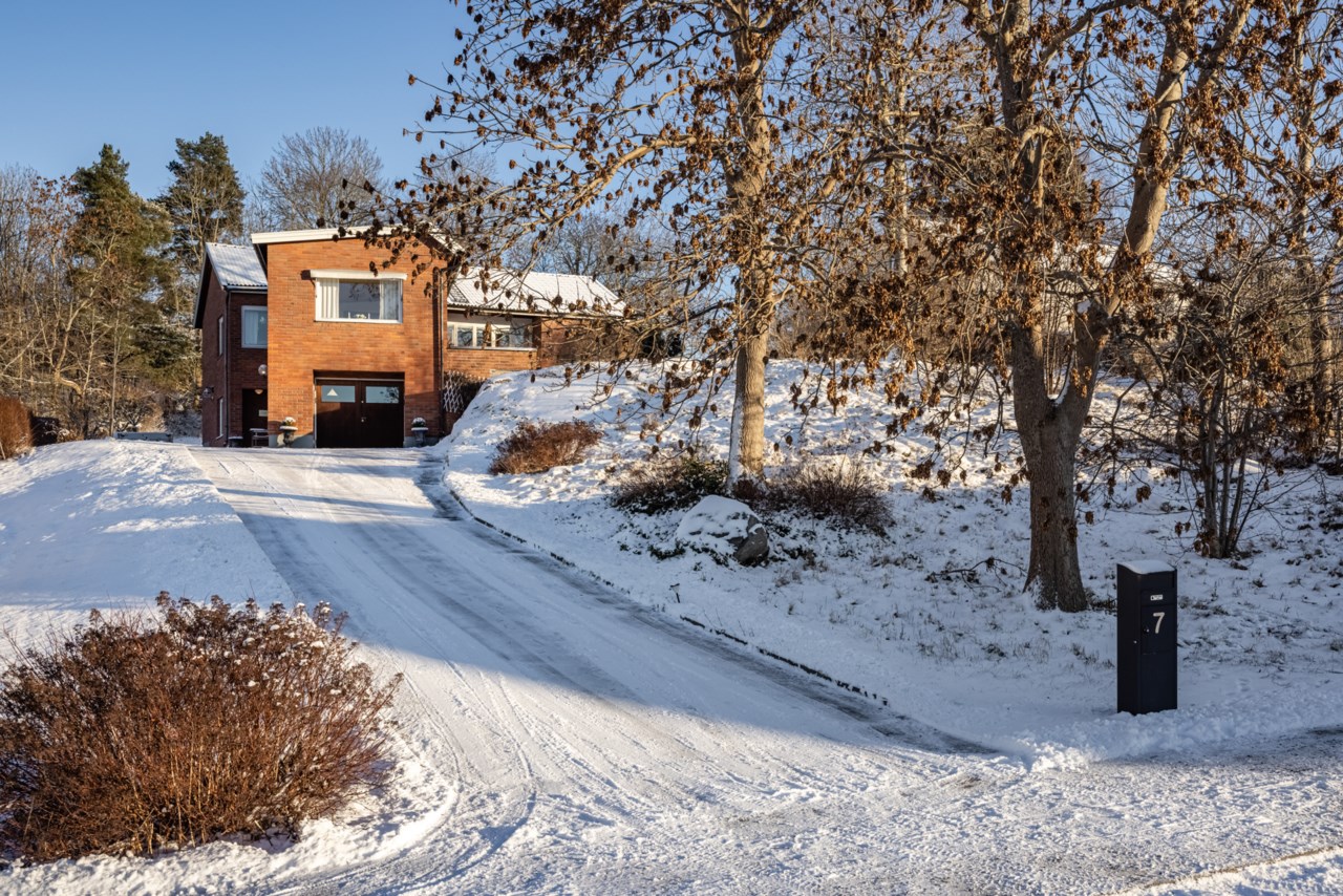 Skälby gårds väg 7