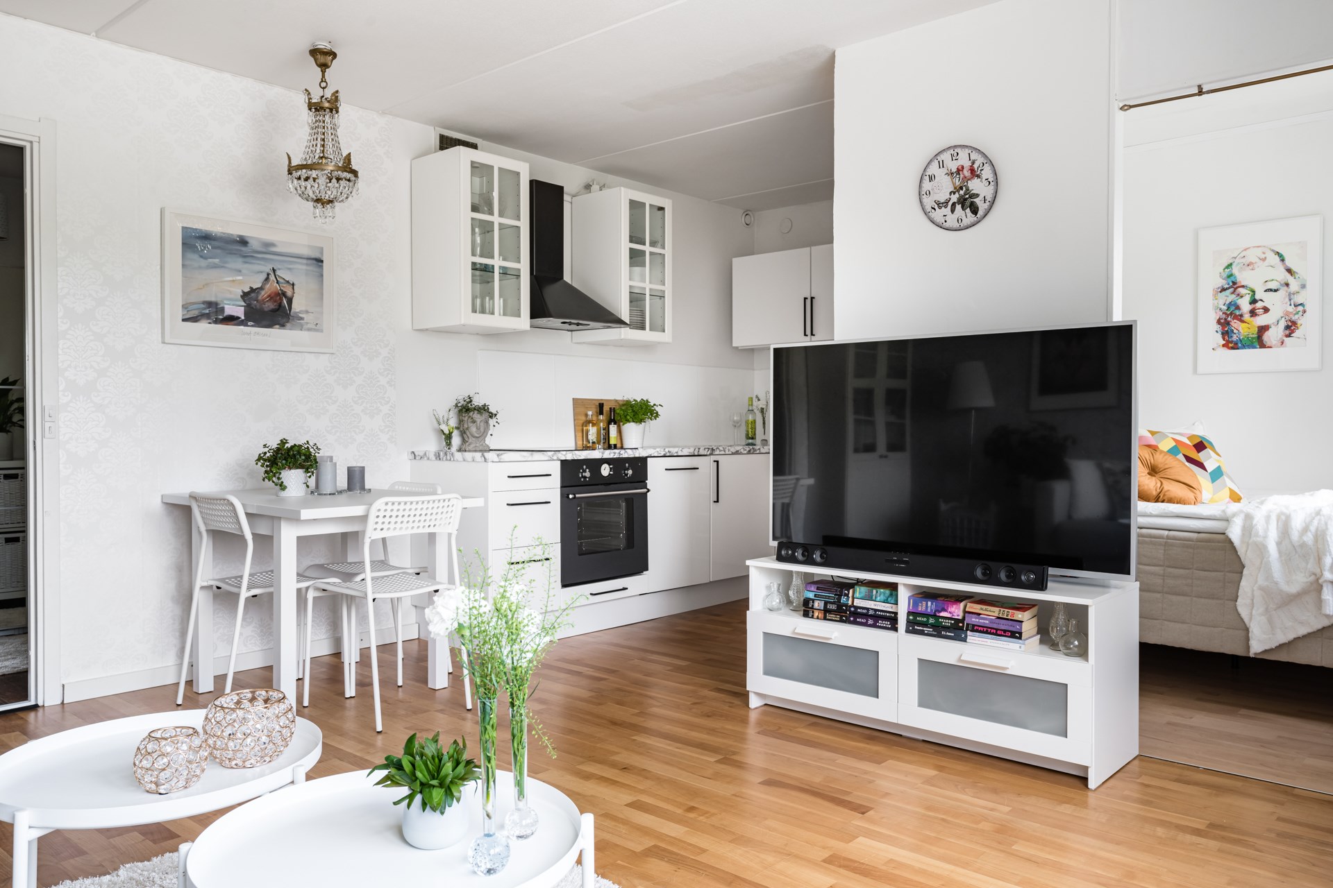 Stråvägen 2