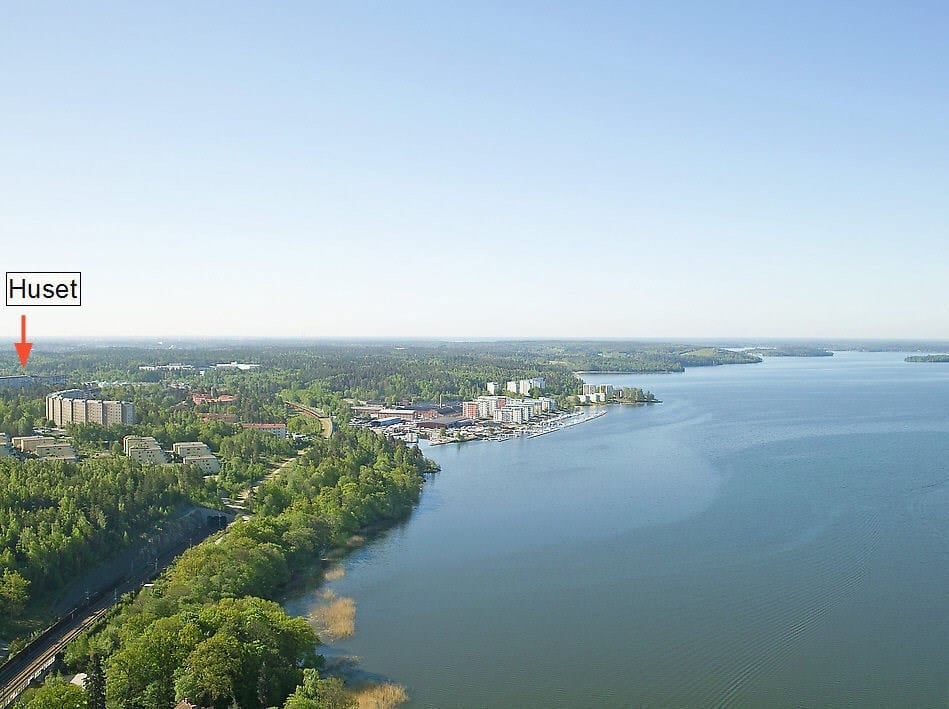 Kallhäll är omgärdat av Mälaren och natur