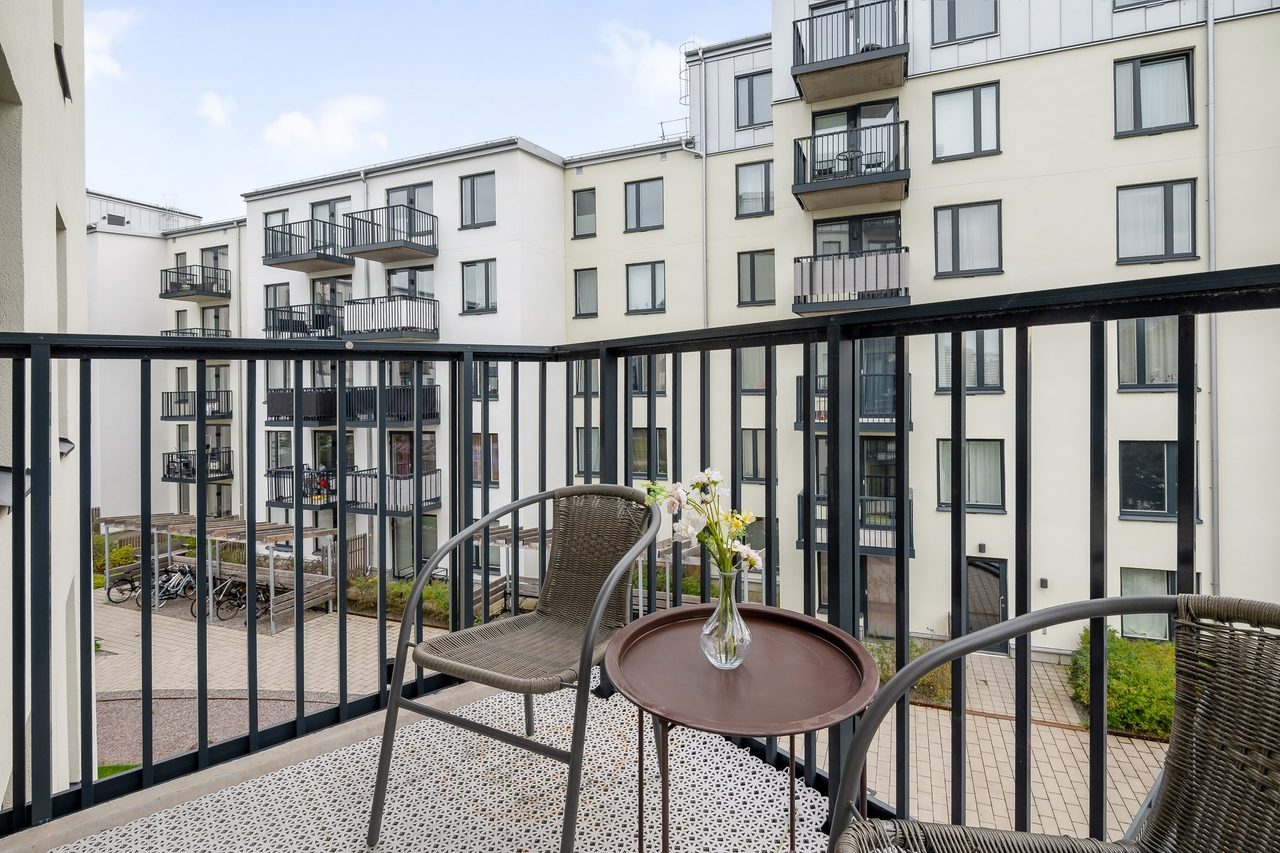 Kista gårdsväg 16