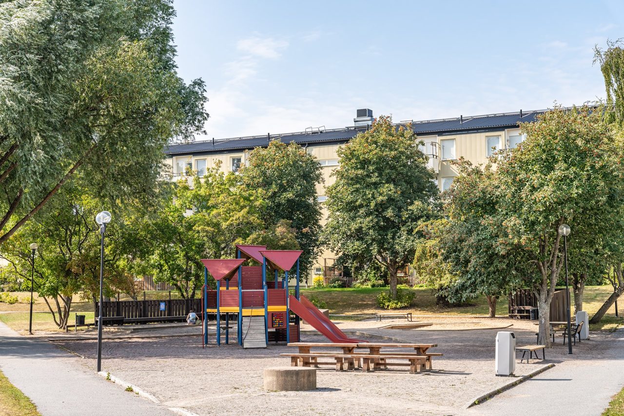Månadsvägen 67