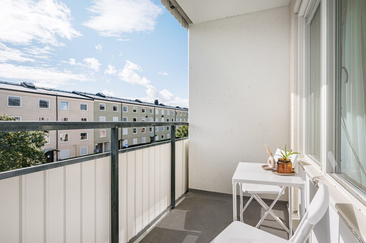 Månadsvägen 67