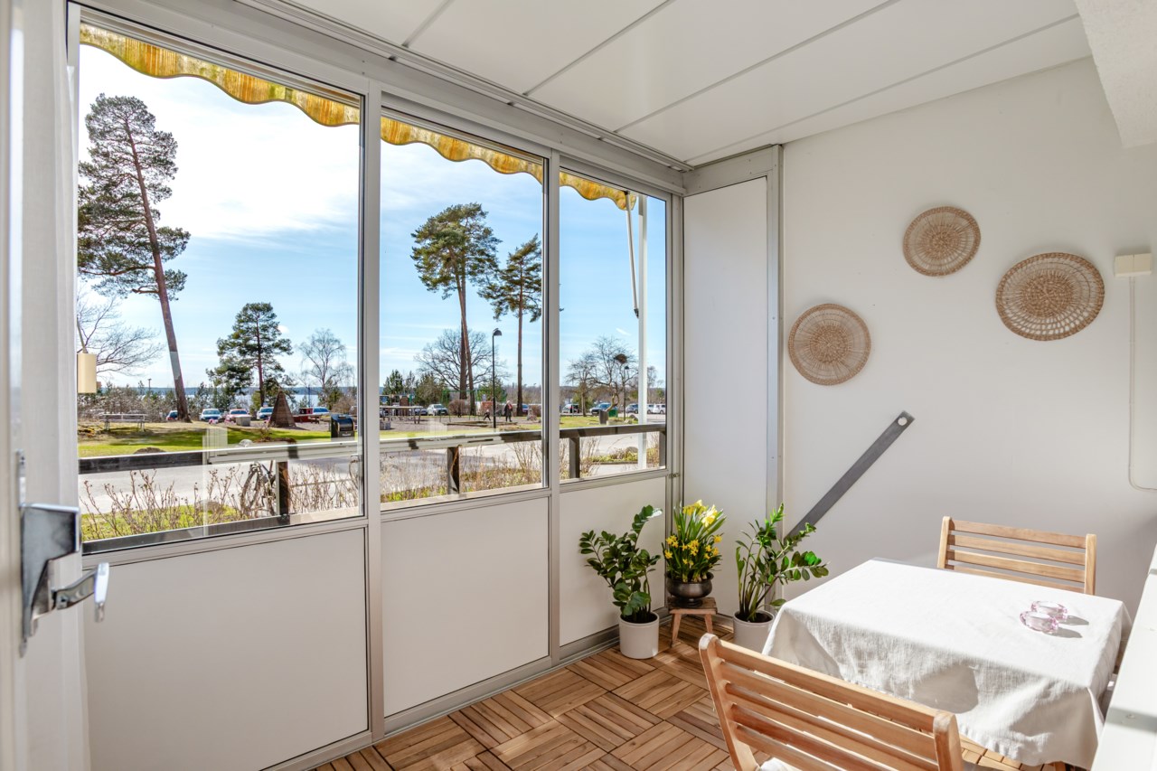 Smedvägen 16