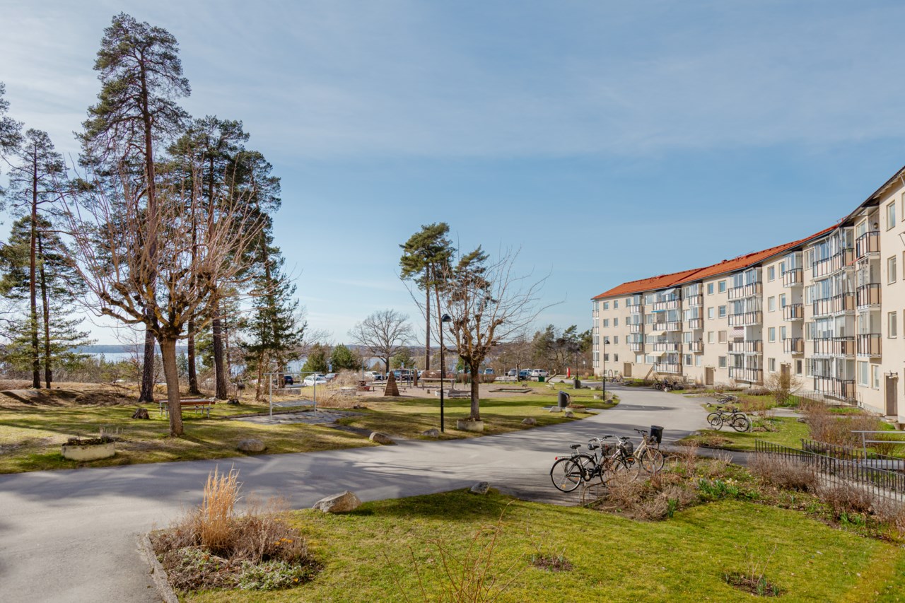 Smedvägen 16