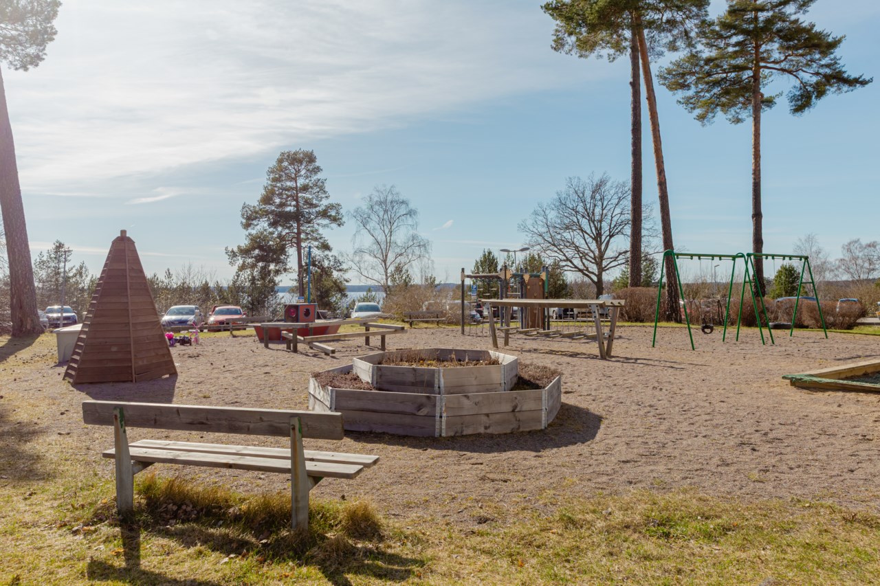 Smedvägen 16