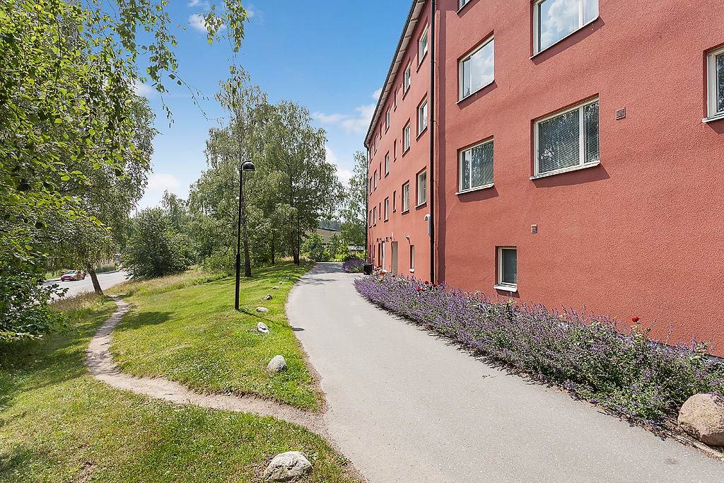 Slipargränd 9