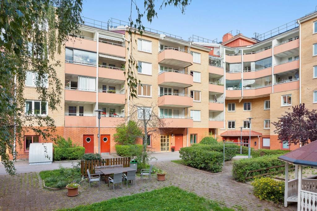 Lågupplöst Innergård