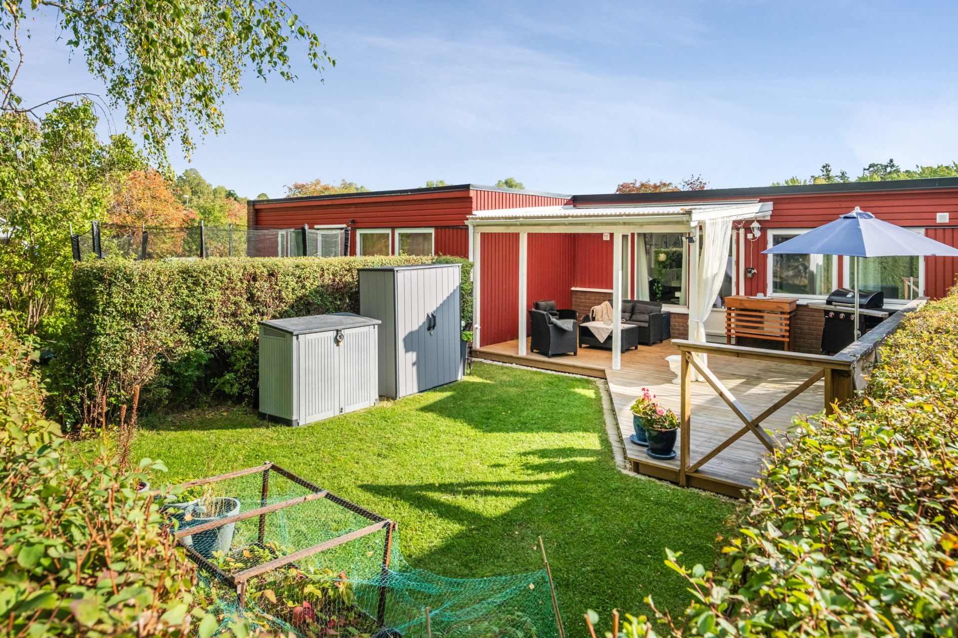Semi-detached/terraced, 4 rooms, 96 m² in Viksjö