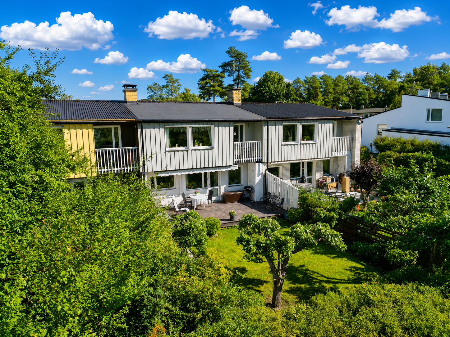 Par-/radhus, 5 rum, 95 m² i Hässelby Södra Villastad