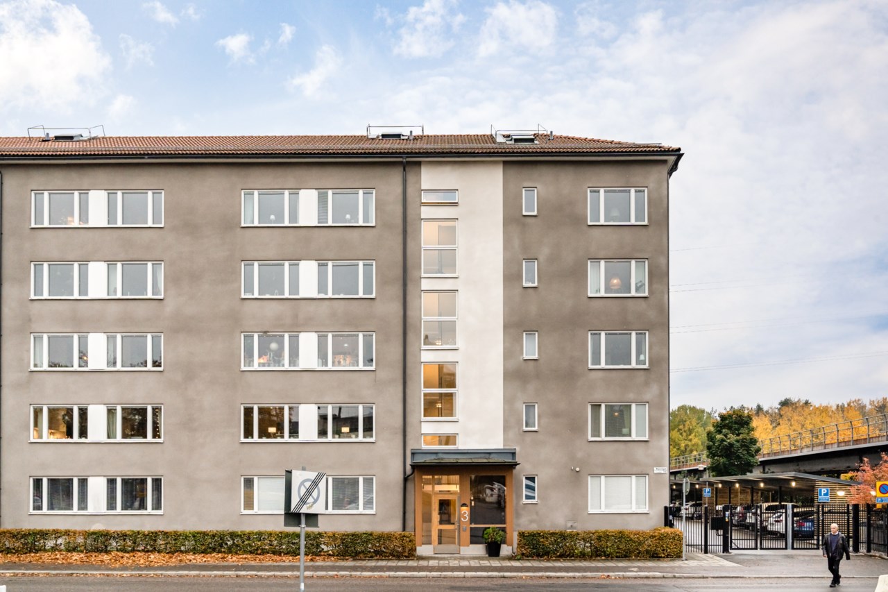 Majrovägen 3