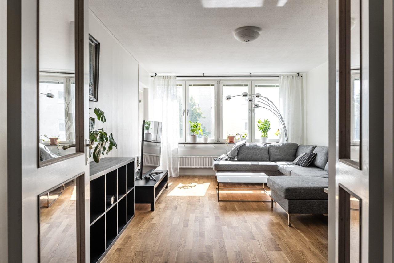 Tvååkersgränd 8
