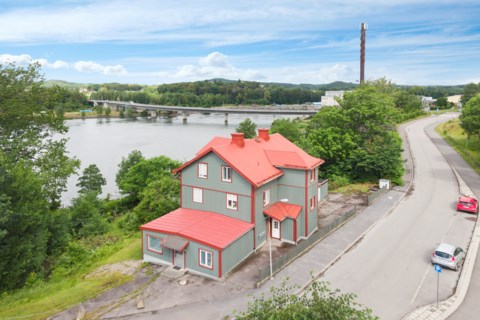 Fuxernavägen 2