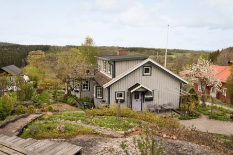 Törresröd 144