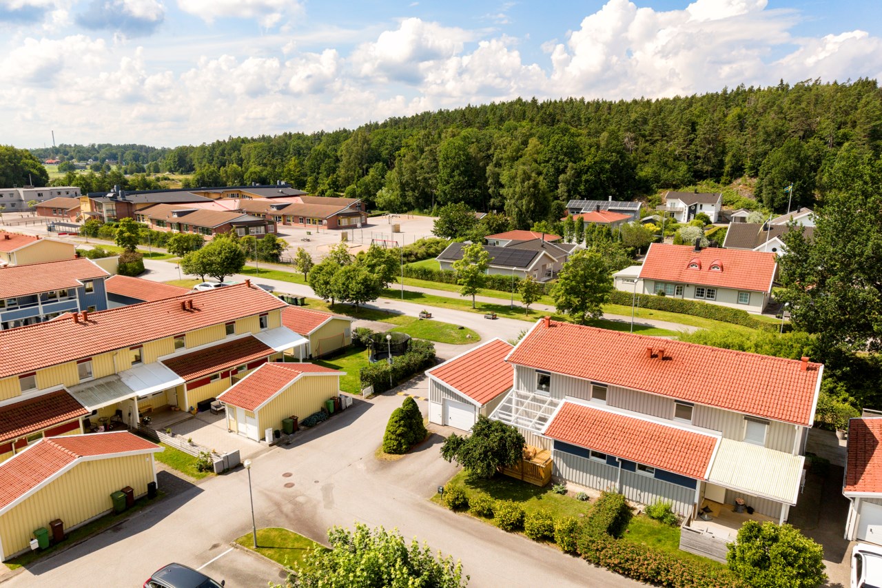 Paradisvägen 83