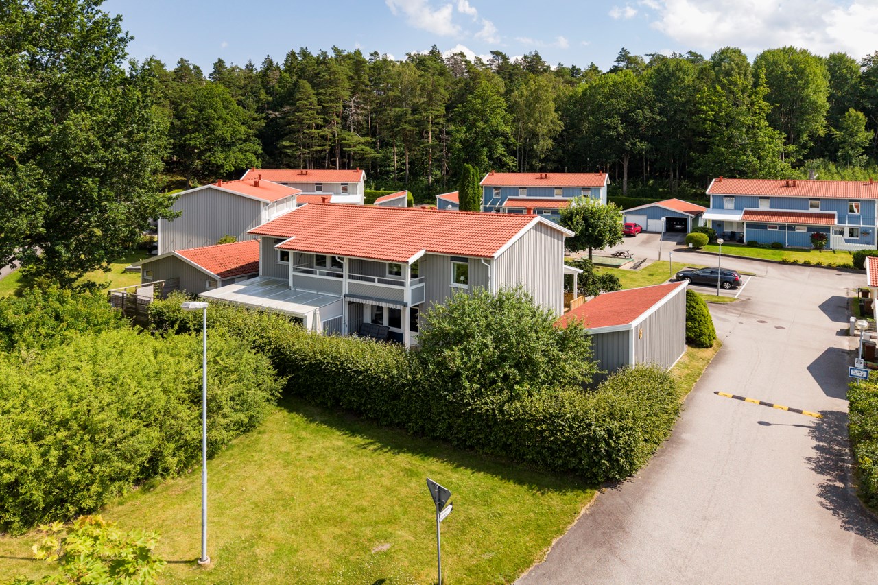 Paradisvägen 83