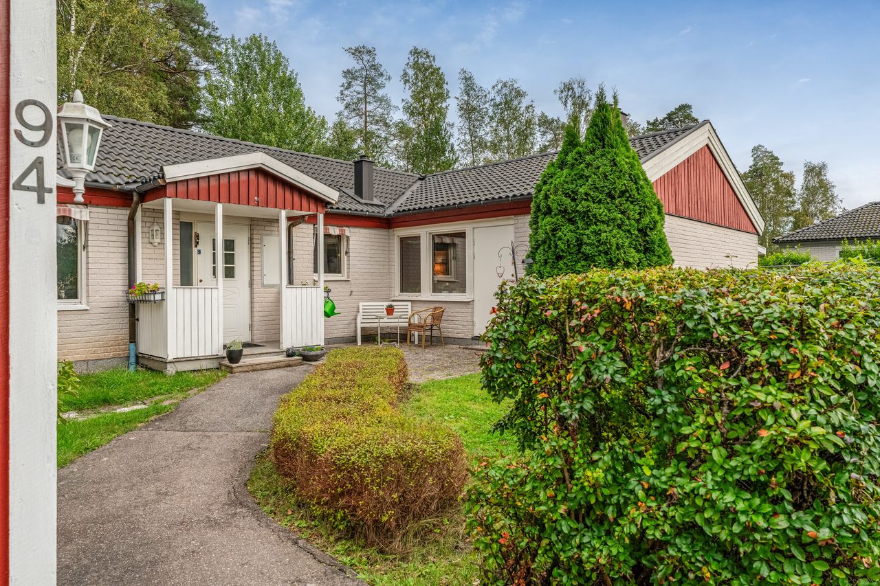 Vitmåravägen 94